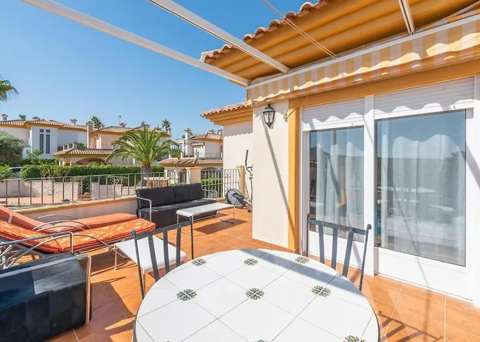 Casa Serena 2 *